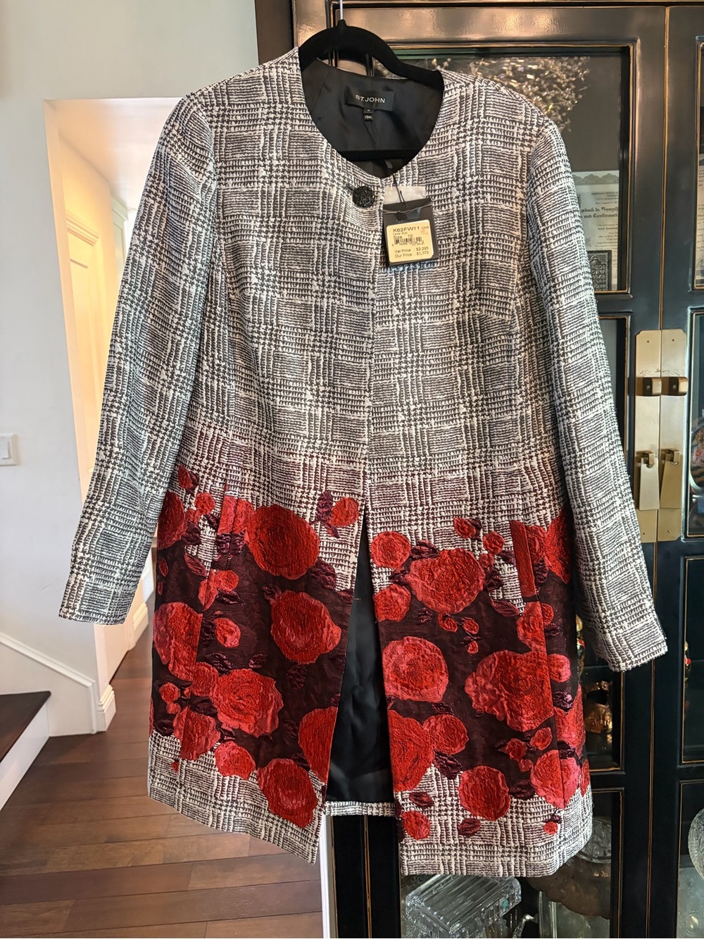 St. John gorgeous duster tweed coat with red floral design
